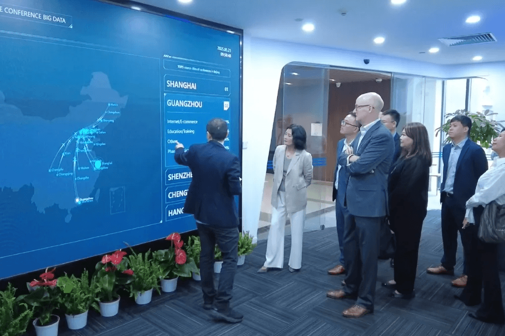 HXE Eventbest real-time data visualization system showing hotel venue demand and supply in China